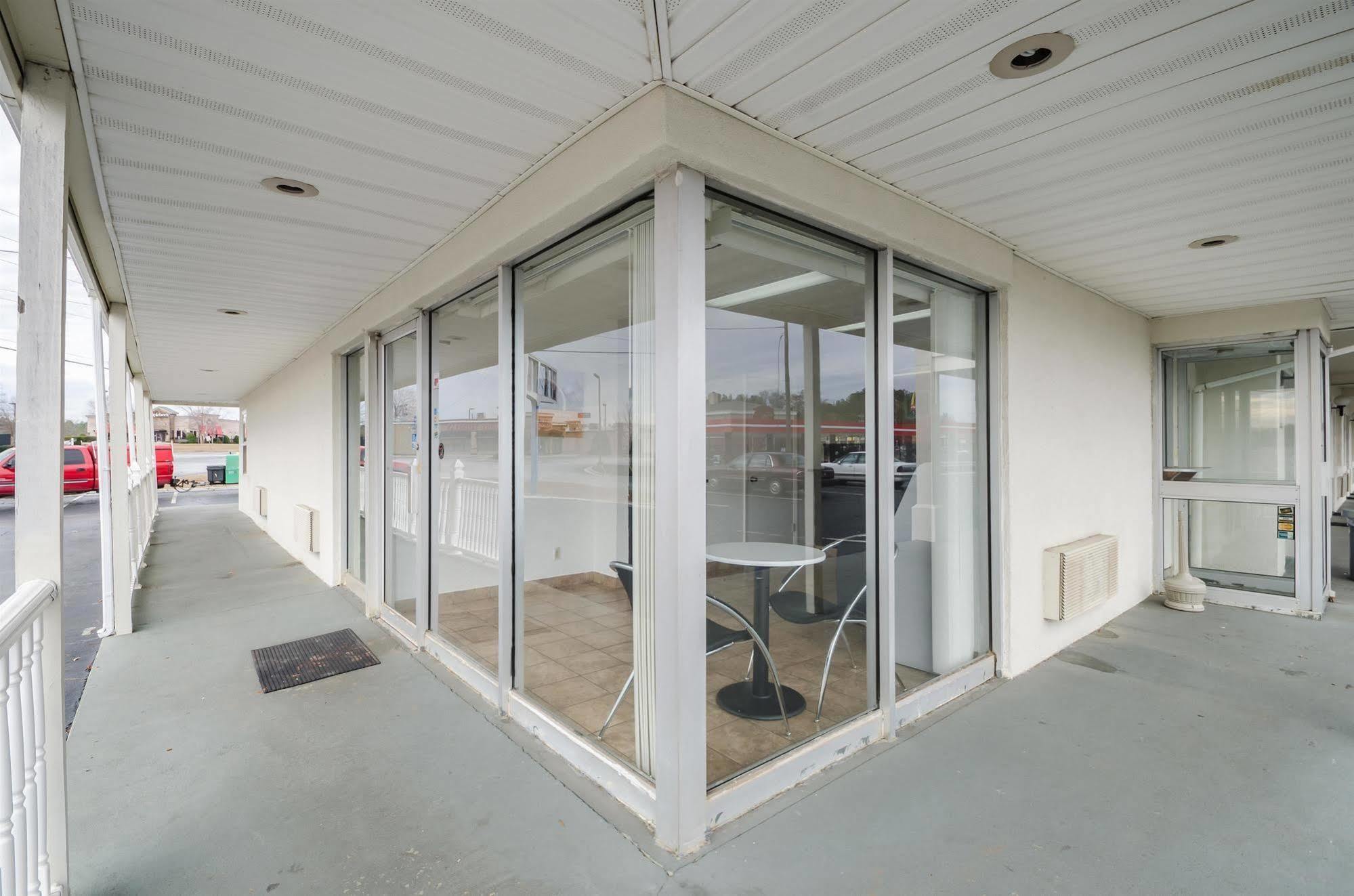 Motel 6-Commerce, Ga Luaran gambar